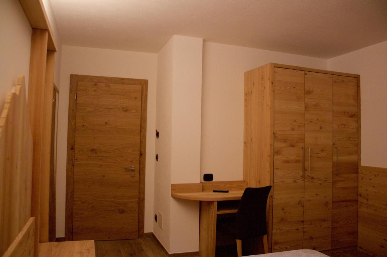 Beau Sejour Hotel *